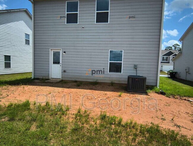 Building Photo - 3541 Falconwood Dr