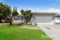 Building Photo - 2920 Palo Verde Way
