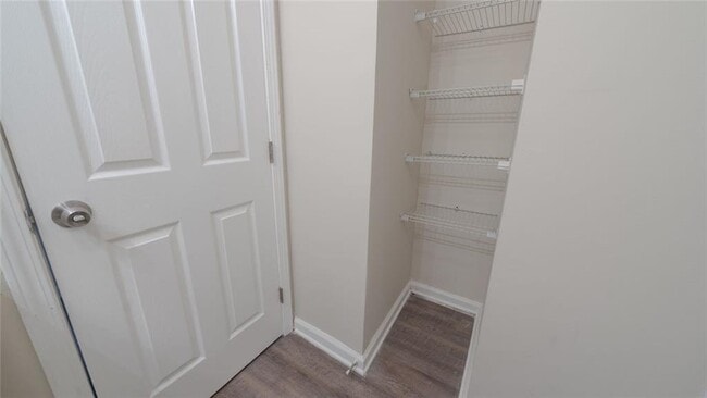 Building Photo - 6218 Creekford Ln