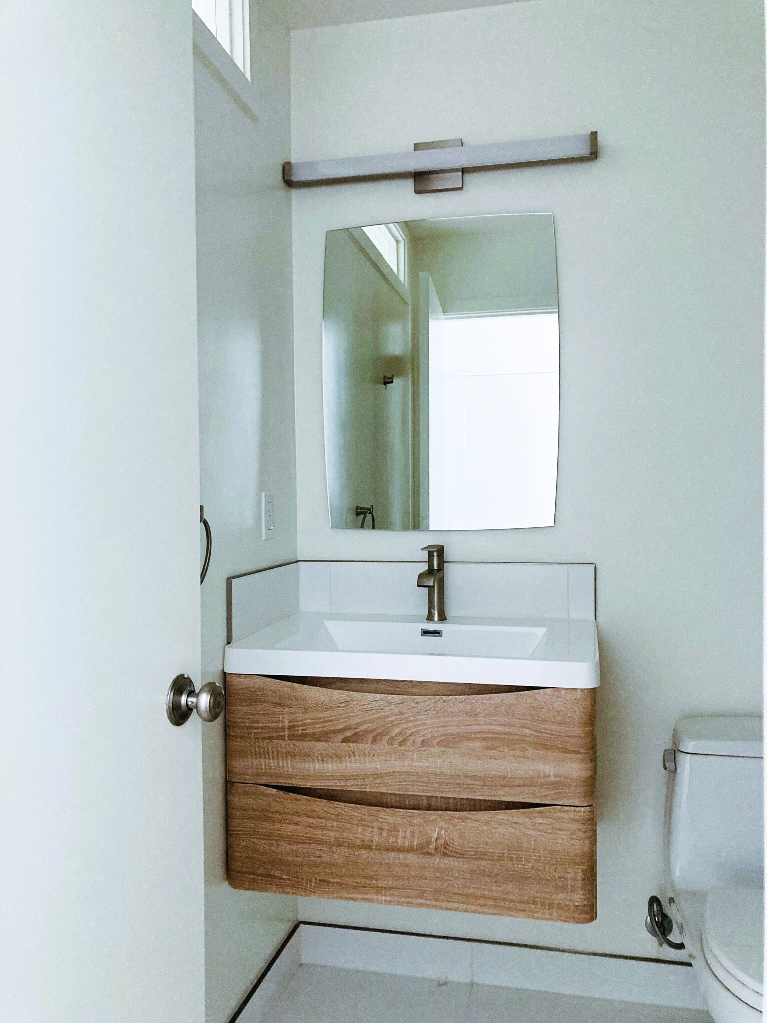 Bathroom 2 vanity - 626 Main St