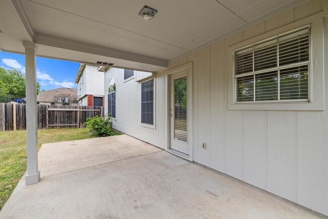 Building Photo - 523 Paso Fino Trail