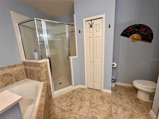 Building Photo - 412 Blue Bayou Ln