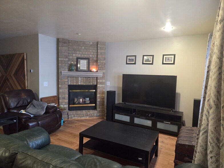 Living Room with Fireplace - 1903 Sagebrush Way