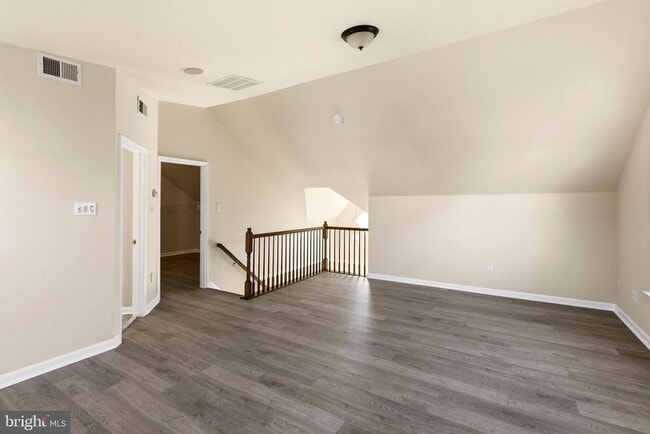 Building Photo - 4704 Denview Way