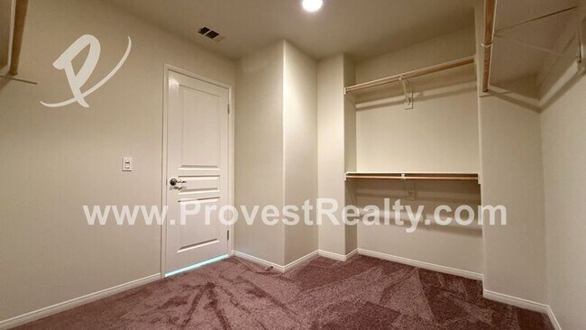 Building Photo - 15847 Barrel Cactus Ln