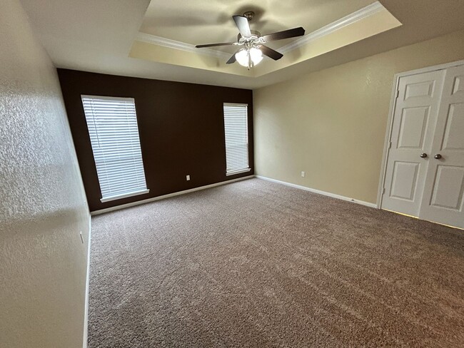 Building Photo - BEAUTIFUL 4 BEDROOM HOME IN HARKER HEIGHTS!