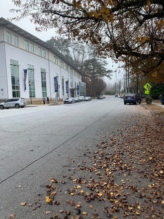 Building Photo - 1357 Oxford Rd NE