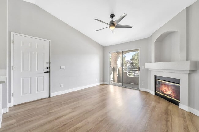 Building Photo - Stylishly Renovated Condo with Modern Finishes in a Gated Community!