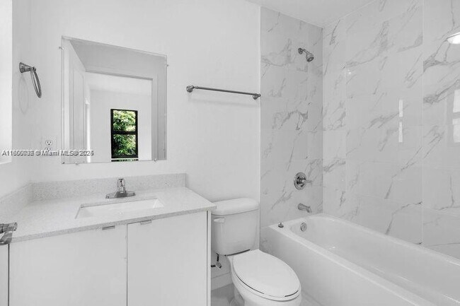 Building Photo - 1823 NW 69th St