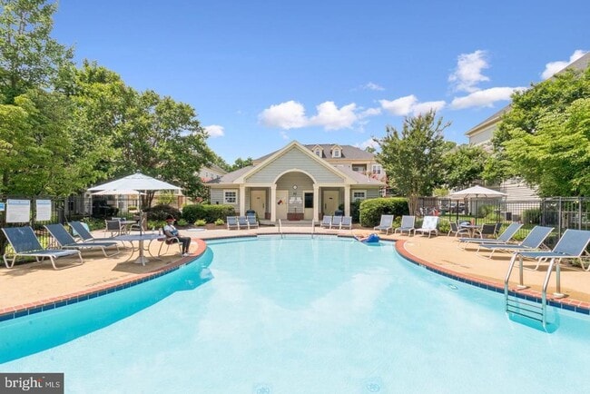 Building Photo - 11322 Westbrook Mill Ln