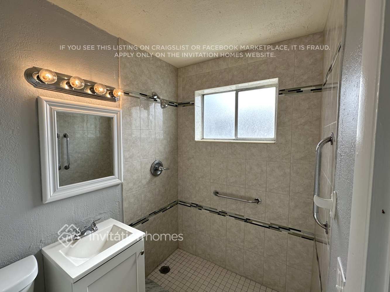 Building Photo - 2150 Bonnie Dr