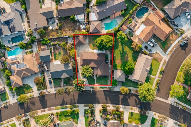 Building Photo - Spacious 4BR 2BA Home in Prime Glendora