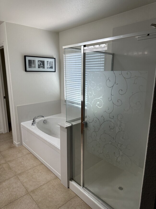 Building Photo - This stunning corner home offers 4 spaciou...