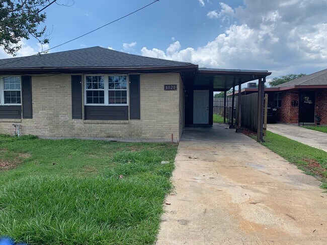 Building Photo - 8018 Gus St