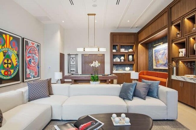 Building Photo - 3015 S Ysabella Ave