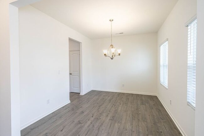 Building Photo - 4 Bedroom Home Piedmont School District - AVAILABLE FEBRUARY 2026