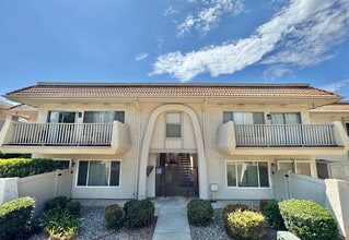 Building Photo - Cozy 2-Bedroom Condo in La Verne