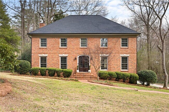 Building Photo - 2270 Emerald Dr