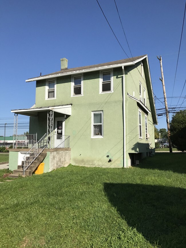 Building Photo - 1220 Macdade Blvd