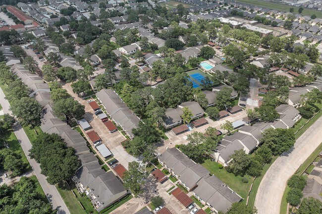 Building Photo - 14515 Wunderlich Dr