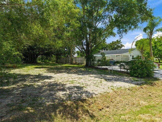 Building Photo - 8795 101st Ct