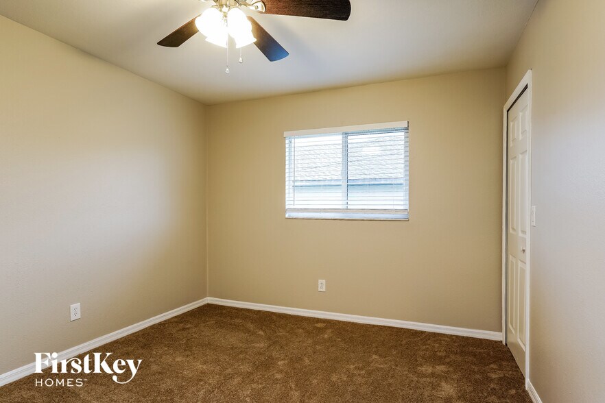 Building Photo - 1108 SW 22nd Terrace