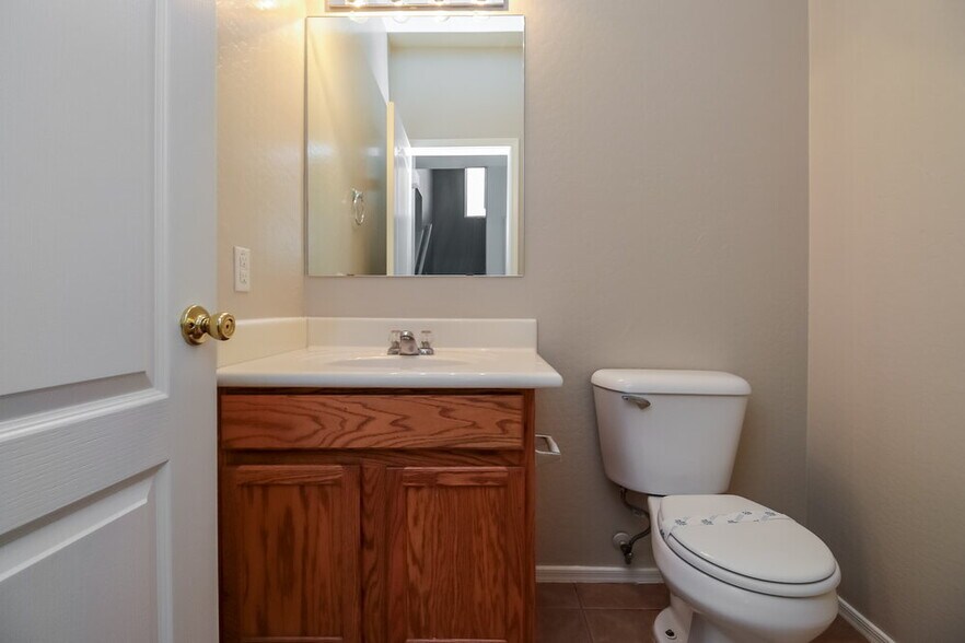 Building Photo - 2205 N 91st Gln