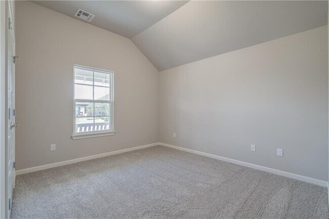 Building Photo - 6601 NW 150th Terrace