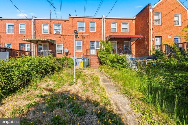Building Photo - 3525 Kentucky Ave