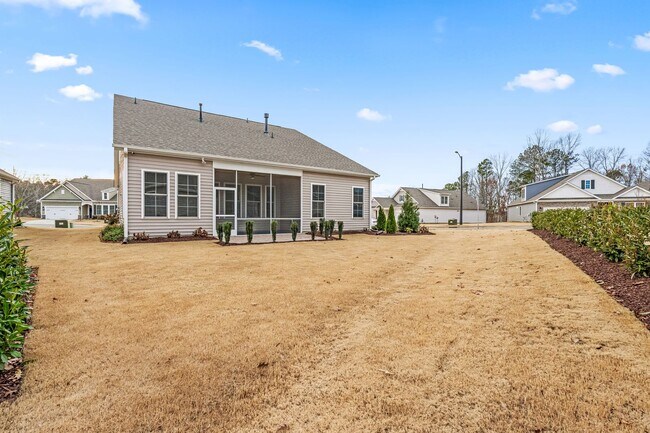 Building Photo - Amazing Durham Location - Easy commute to RTP, Brier Creek