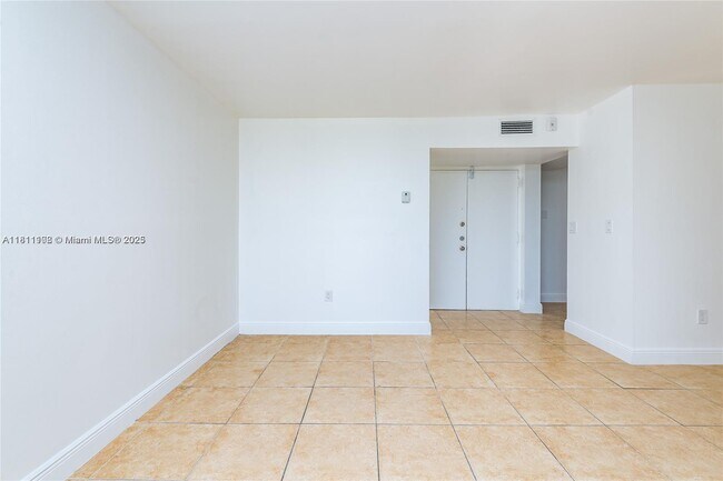 Building Photo - 11750 SW 18th St