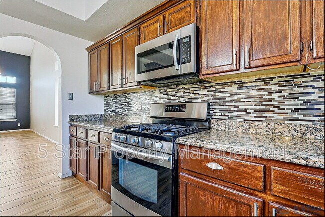 Building Photo - 3140 Tierra Agave Dr
