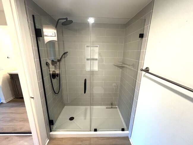 Building Photo - 3070 Corte Trabuco