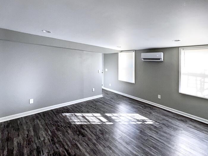 Building Photo - 8102 4th Ave S