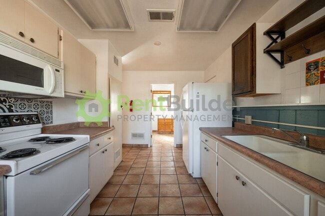 Building Photo - LEASE PENDING - PLEASE APPLY AT YOUR OWN DISCRETION