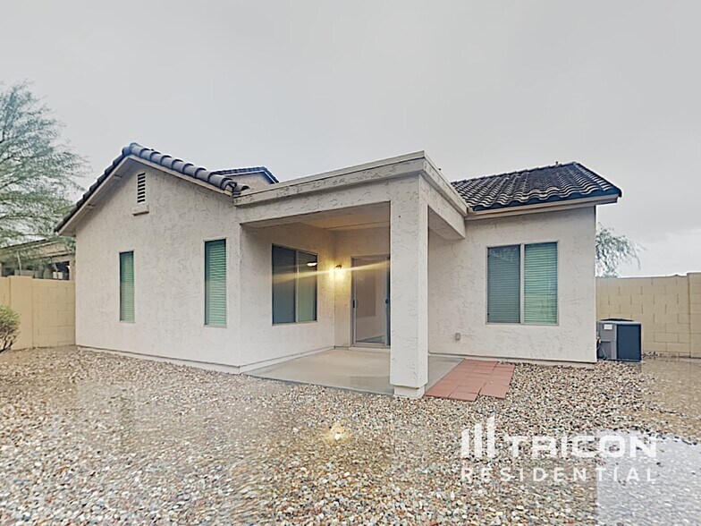 Building Photo - 42 N 193rd Ave