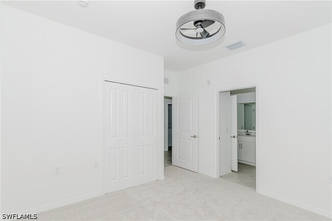 Building Photo - 5527 Double Eagle Cir