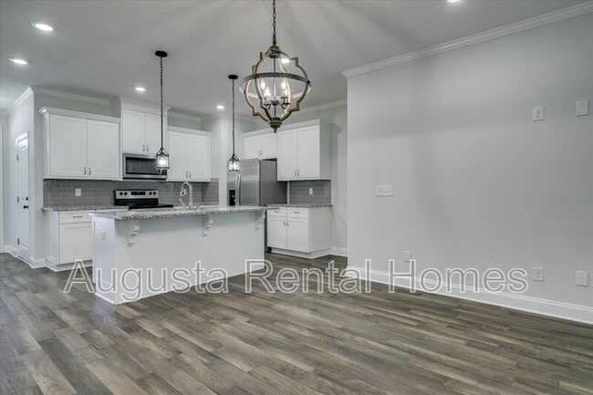 Building Photo - 504 Vinings Dr