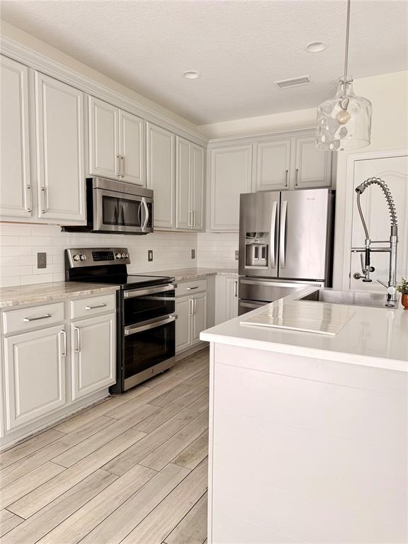 Building Photo - 5247 Moon Shell Dr