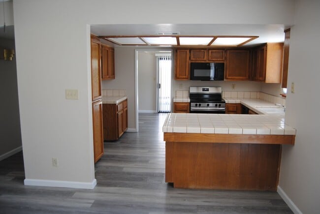 Building Photo - 4620 Gorbett Ln