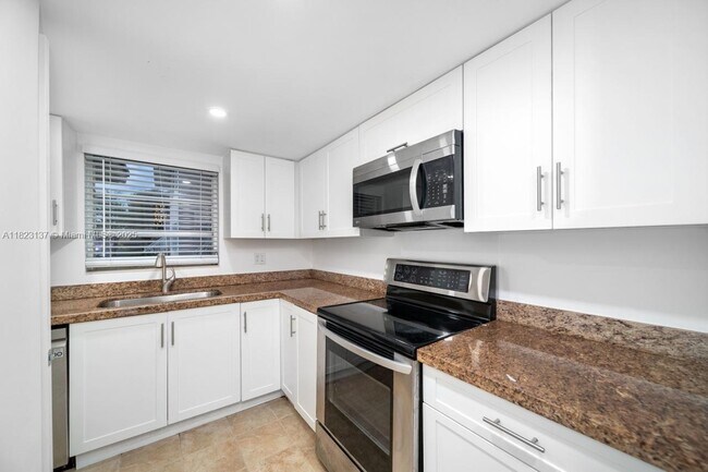 Building Photo - 7344 SW 82nd St