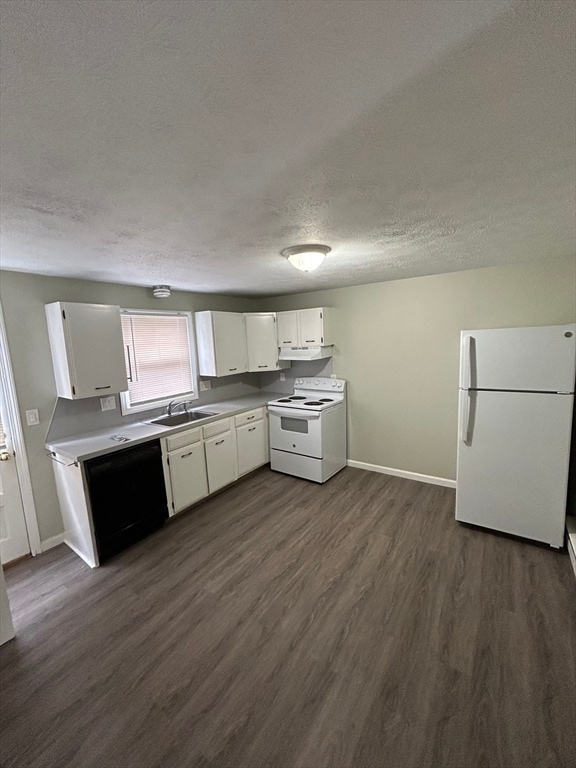 Building Photo - 99 Lawrence St