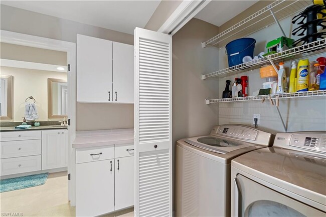 Building Photo - 16181 Fairway Woods Dr