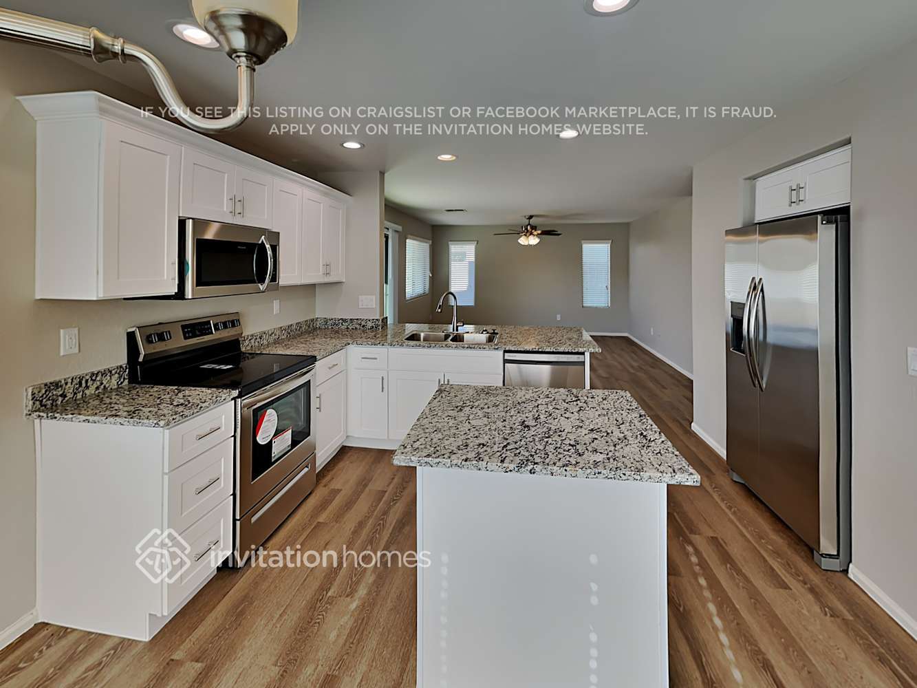 Building Photo - 1544 W San Tan Hills Dr