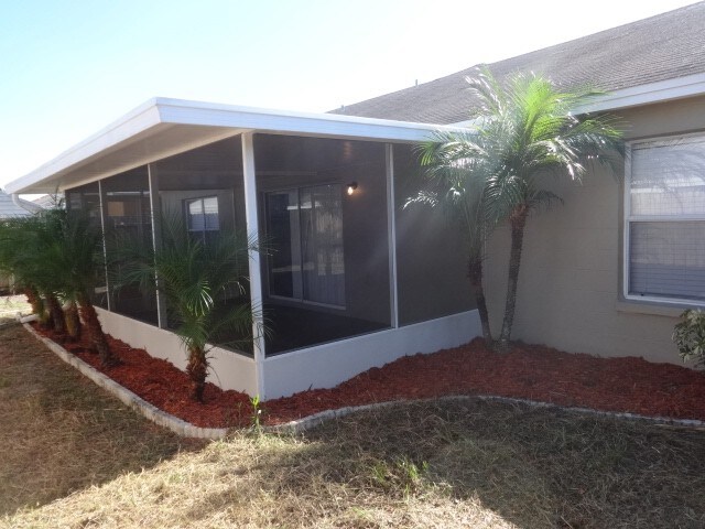 Building Photo - 215 Lookout Dr