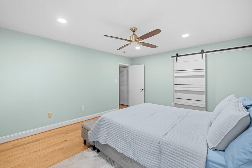 Building Photo - 9820 Georgia Ave