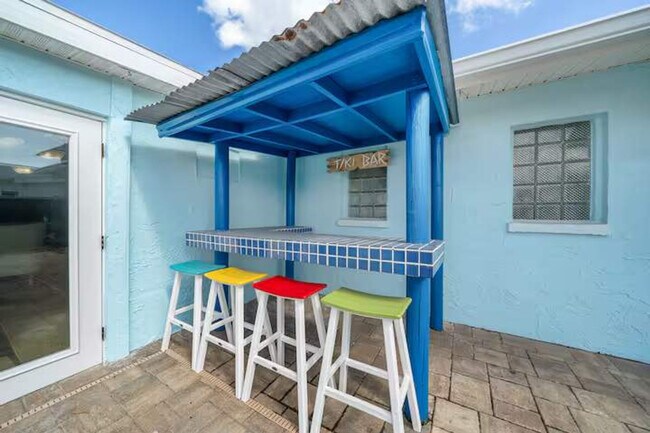 Building Photo - 102 Deleon Rd