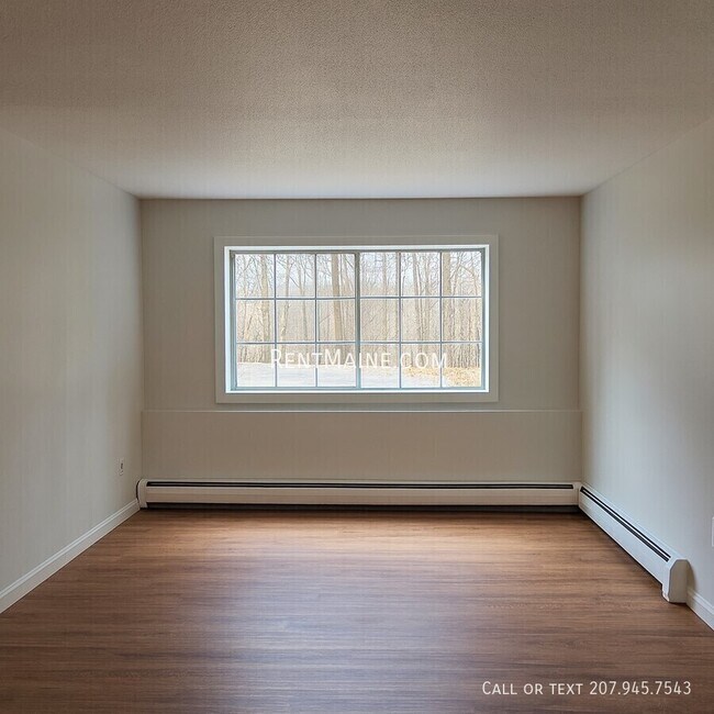 Building Photo - 10 Tall Pines Dr