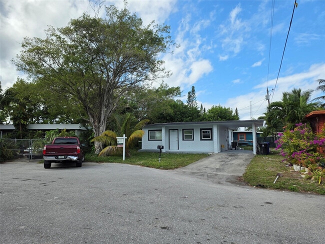 Building Photo - 1751 NW 29th Terrace