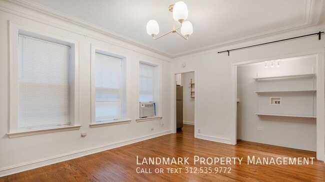 Building Photo - 3604 N Pine Grove Ave